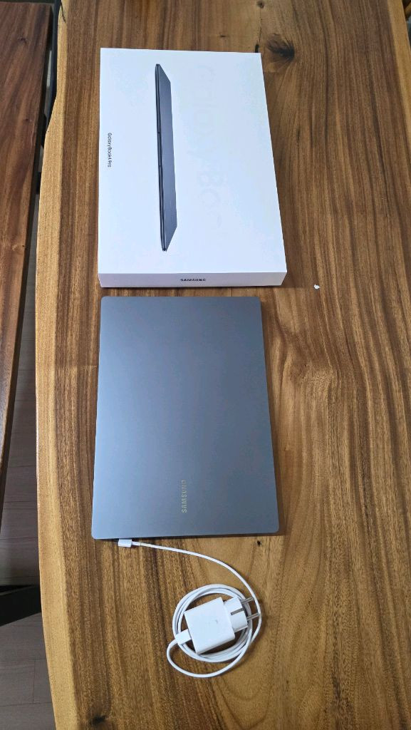 삼성 갤럭시 북4 Pro NT960XGK-KC51G 이미지