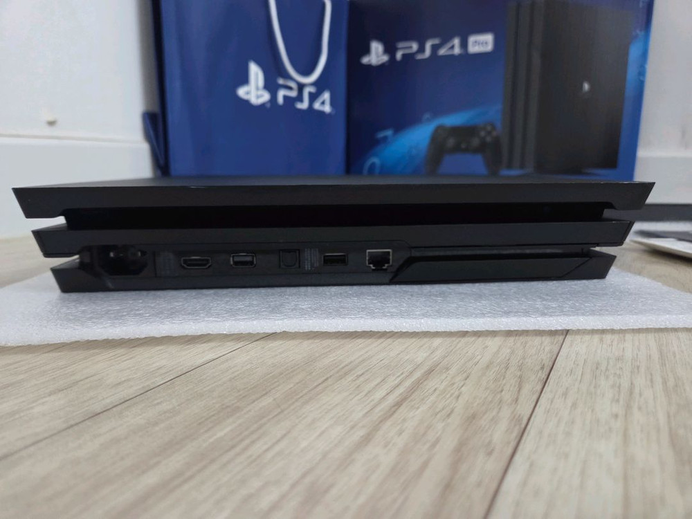 중고 sony PS4 Pro 플스4 프로 1TB 제트블랙+미개봉신품 DOBE USB확장 허브+수직 스탠드 이미지