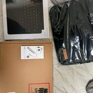 서피스프로9 플래티넘 단순개봉 새것 키보드 세트 이미지