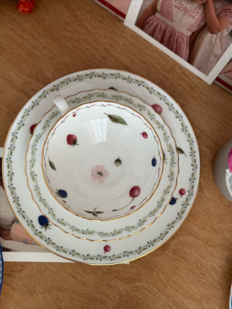 단종된 노리다케 홍차잔 접시세트 이미지