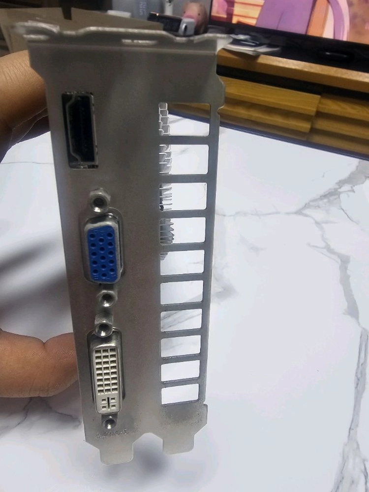 GT 240 그래픽카드 이미지