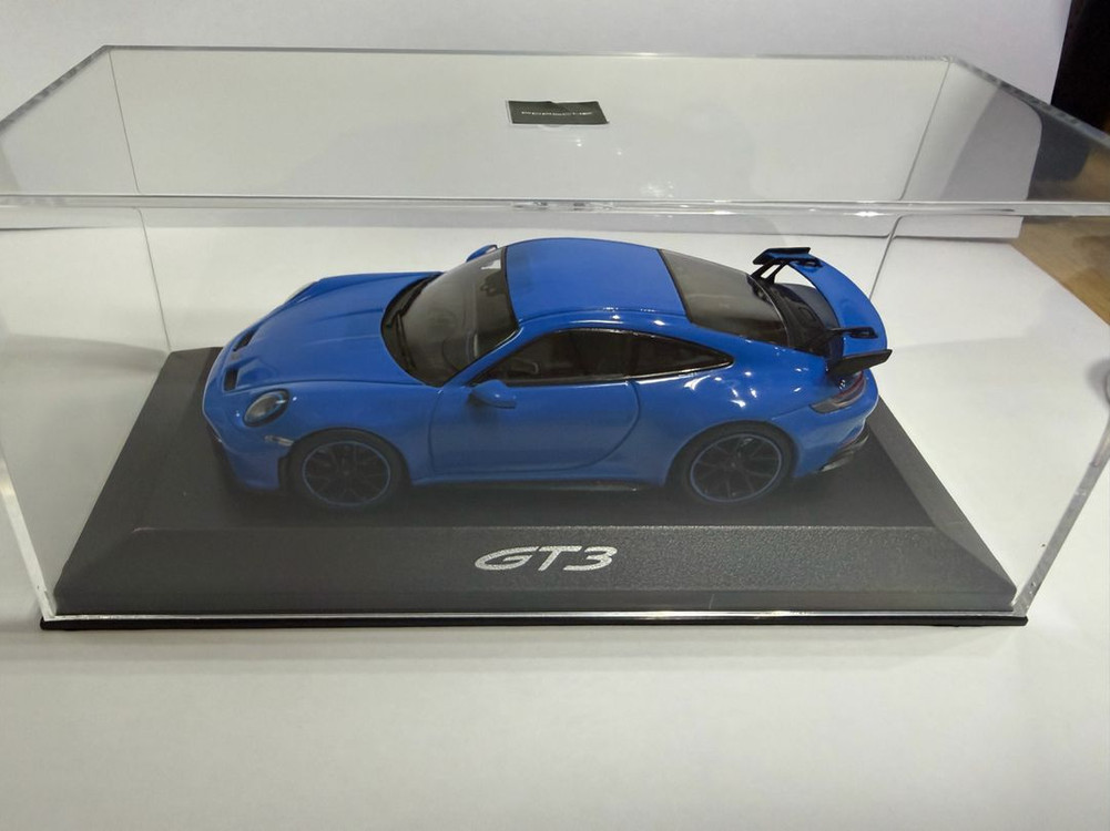 1:43 1/43 미니챔프 포르쉐 911(992) GT3 딜러버전 다이캐스트 판매합니다 이미지