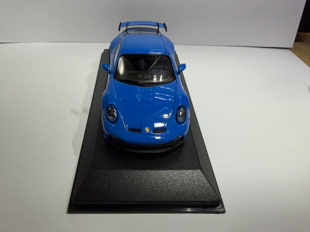 1:43 1/43 미니챔프 포르쉐 911(992) GT3 딜러버전 다이캐스트 판매합니다 이미지