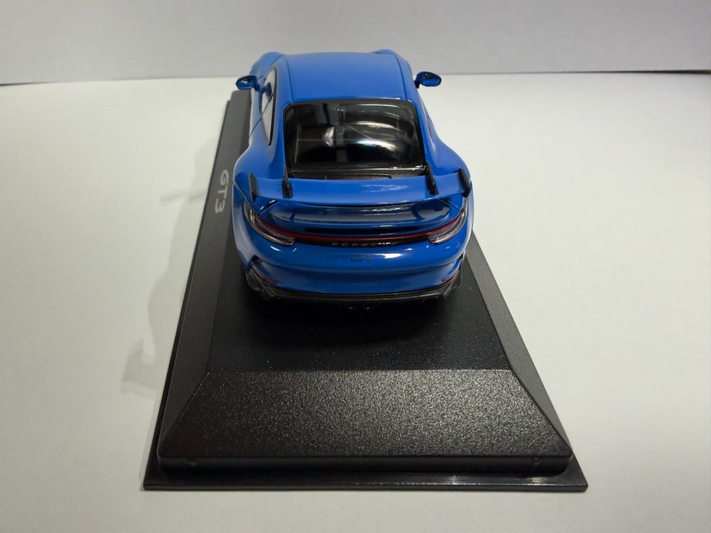 1:43 1/43 미니챔프 포르쉐 911(992) GT3 딜러버전 다이캐스트 판매합니다 이미지