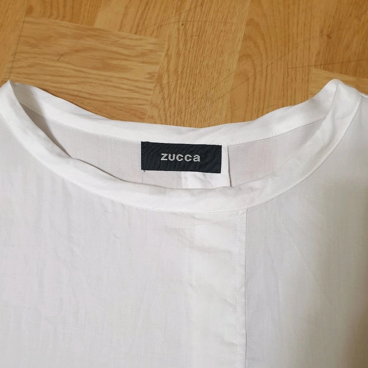 ZUCCA 주카 코튼리오셀 원턱 포인트 화이트 루스핏 탑 티셔츠 블라우스 이미지