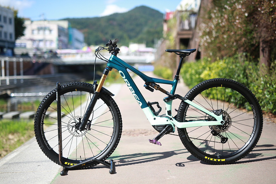 *가격인하*상태좋음*23년 오베아 라이즈 M10 M 전기자전거 -29인치- 이미지