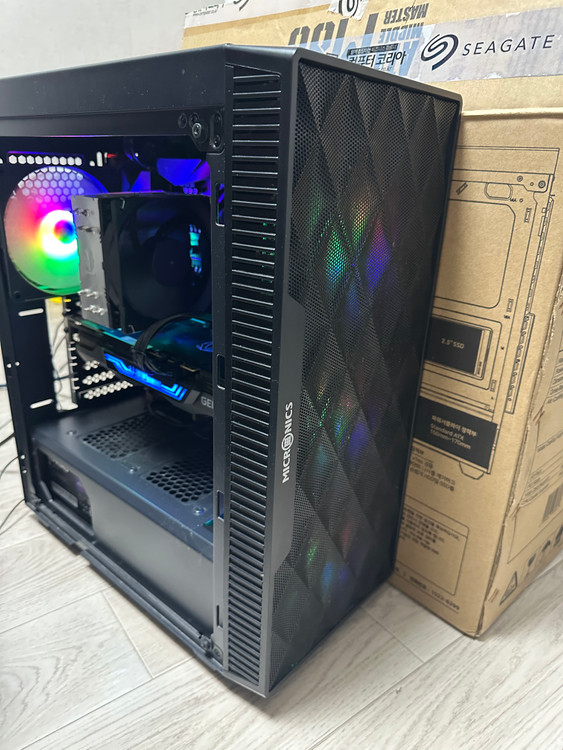 5800X RTX3080 16G+1T/32인치 UHD 144Hz모니터 이미지