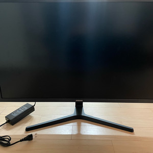 삼성 4k 32인치 모니터 이미지
