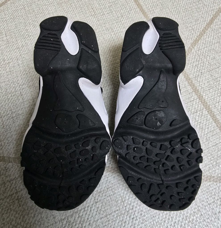 나이키 키즈 에어리프트 180 이미지