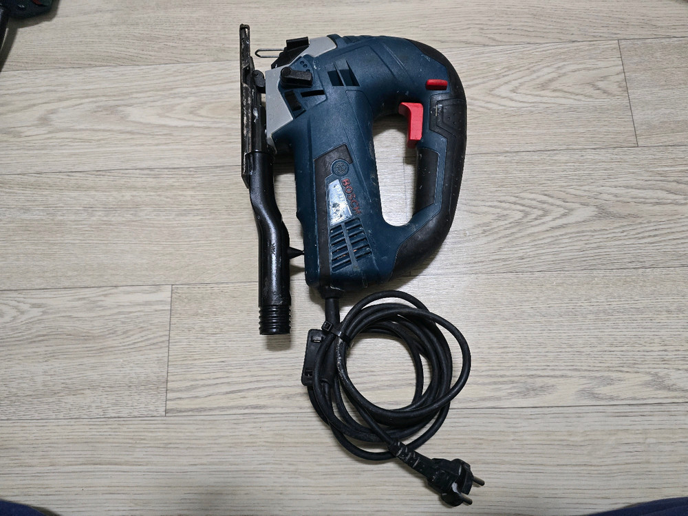 보쉬 직소 GST 75 BE 이미지