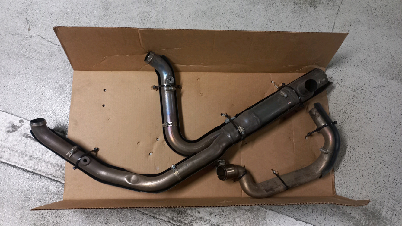 할리데이비슨 투어링 블랙 중통 머플러,107,114엔진 이미지