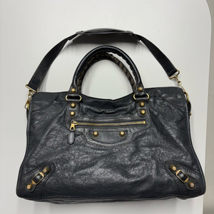 발렌시아가 모터백 + 이너백 이미지