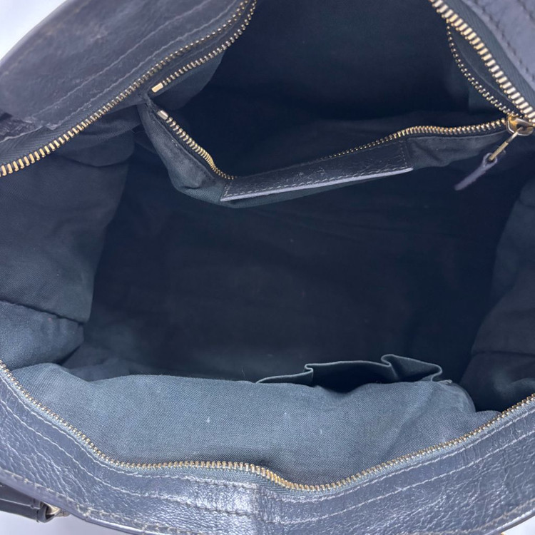 발렌시아가 모터백 + 이너백 이미지