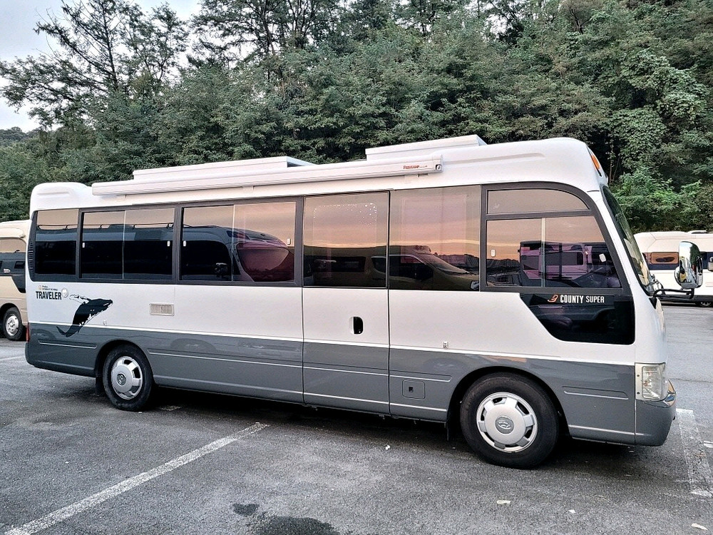 11.카운티4인승캠핑카(1종보통,쎄미오토,11만km)-전액할부됨 이미지