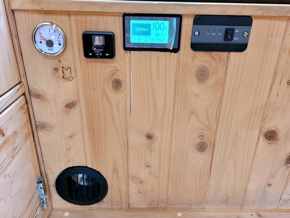 11.카운티4인승캠핑카(1종보통,쎄미오토,11만km)-전액할부됨 이미지