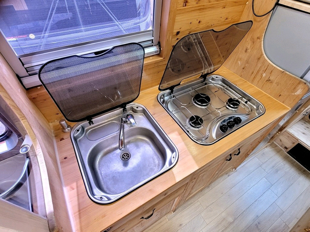 11.카운티4인승캠핑카(1종보통,쎄미오토,11만km)-전액할부됨 이미지