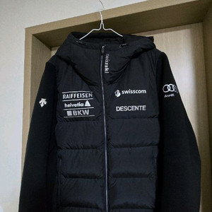 데상트 하이브리드 자켓 L사이즈 이미지