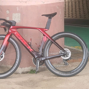 트랙마돈 slr9 7세대 이미지