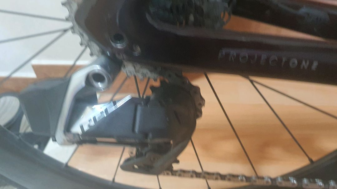 트랙마돈 slr9 7세대 이미지