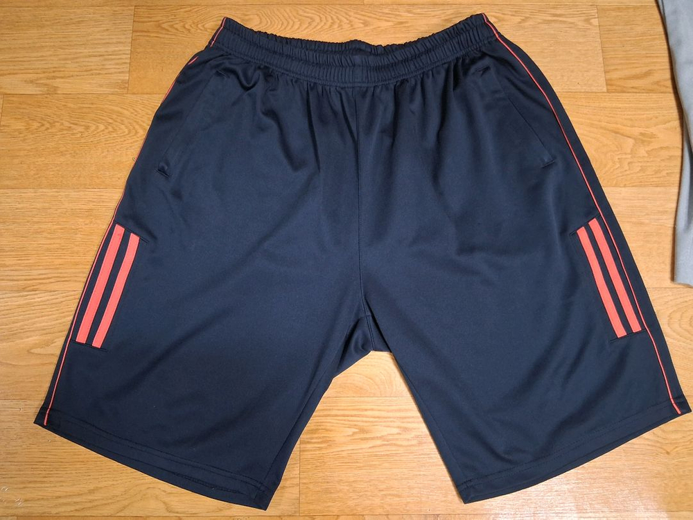 경성고 고등학교 체육복 사이즈130 필요하신 편하게 보세요 세트 30000 이미지