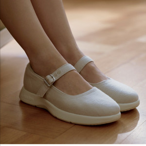 르무통 아이보리 메리제인 운동화 230 사이즈 (149,000원 구매 새상품) 이미지