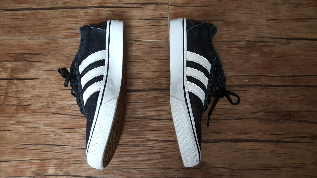 운동화 240 245 아디다스 캔버스화 이미지