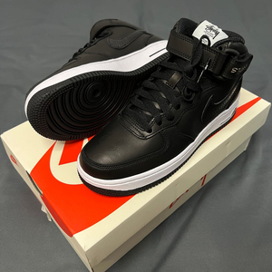 나이키 스투시 에어포스 1 ’07 미드 SP 블랙 230 새제품 스니커즈 신발 운동화 Nike DJ7840-001 이미지