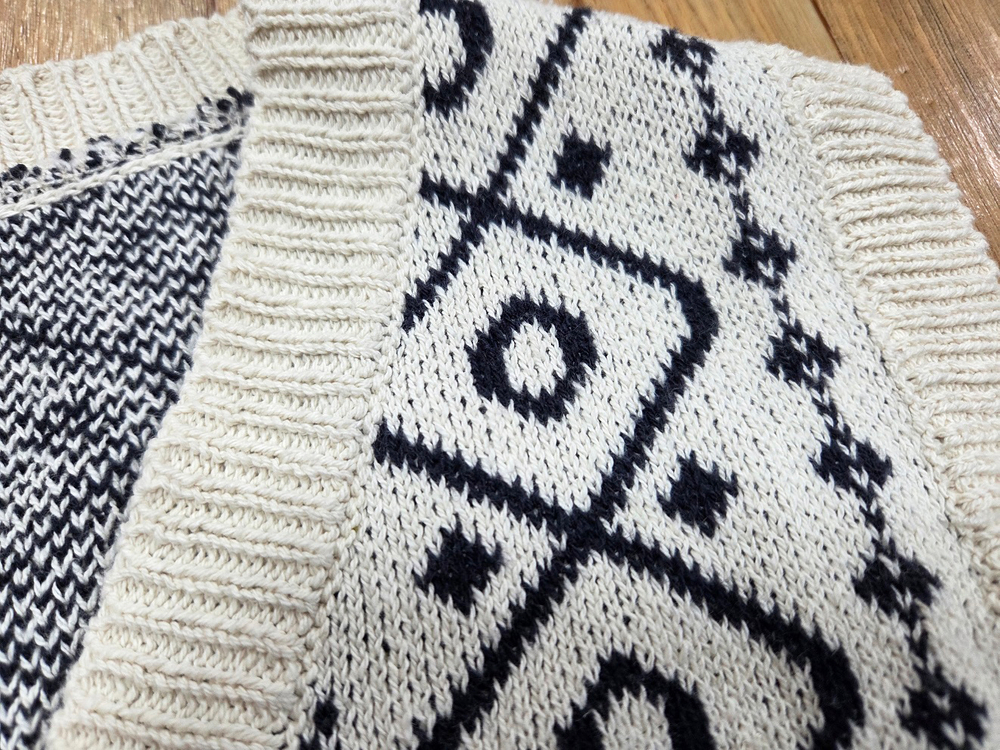 유라고(URAGO) 드로우 자카드 베스트 가디건 프리사이즈 이미지