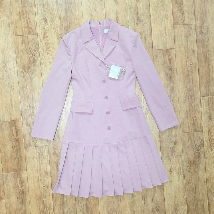 오떼뜨(octette) 플리츠 테일러드 원피스 55 새상품 이미지