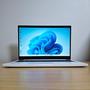 [삼성] 화이트 노트북 플러스2 (램 8GB / 256GB) 이미지