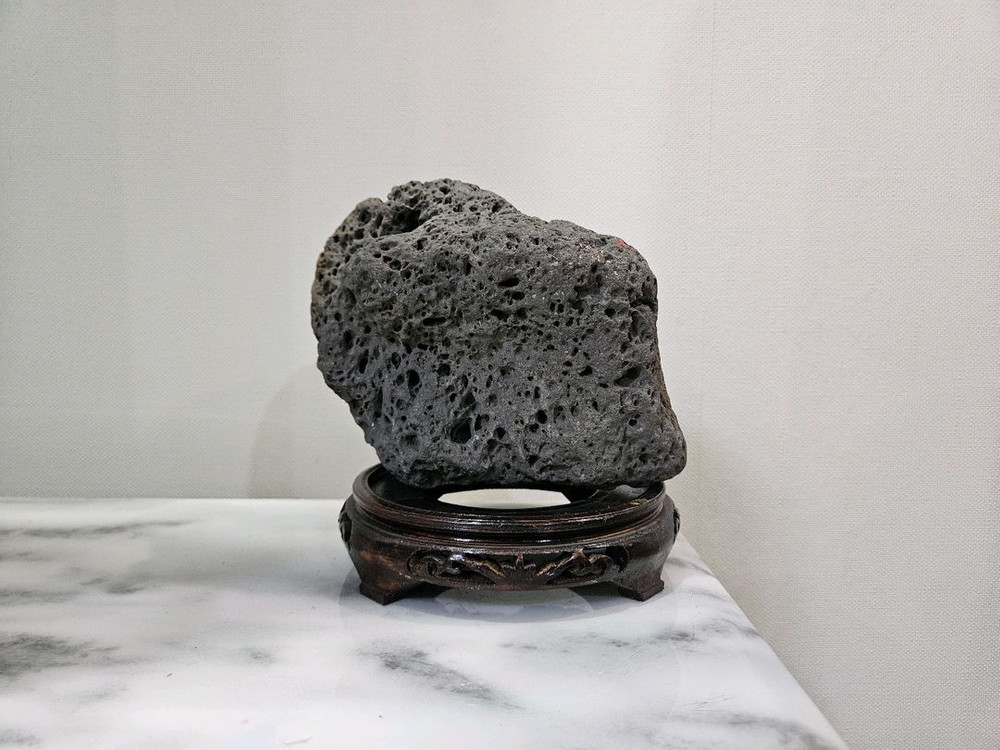 수석 (받침대 포함) 이미지