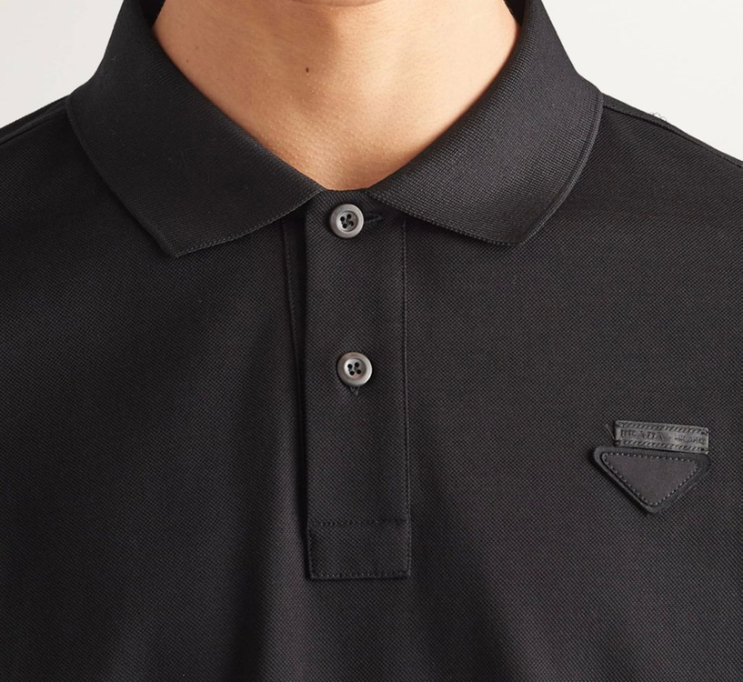 프라다 남성 Piqu 폴로셔츠 블랙 색상 M 사이즈 이미지