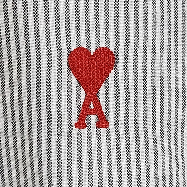 [40] 아미 스트라이프 스몰하트 자수 코튼 셔츠 H20HC013 이미지