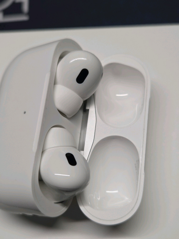 아이패드 미니7 + 에어팟 프로 2세대 이미지