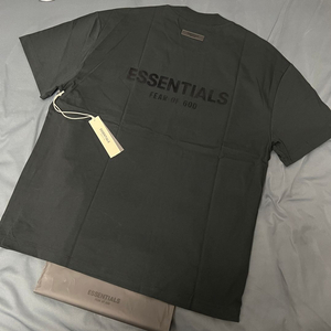 에센셜 백로고 티셔츠 블랙 M 사이즈 팝니다 ESSENTIALS 새제품 반팔티 반팔 이미지