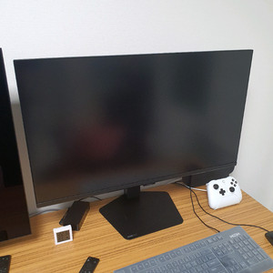 삼성오디세이 g7 32인치 4k모니터 팝니다 이미지