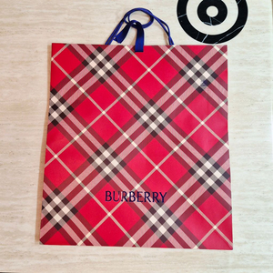 [백화점정품]버버리 쇼핑백+리본 SET,버버리 대형 쇼핑백, 버버리 패딩,버버리 가방,버버리 지갑,버버리 이미지