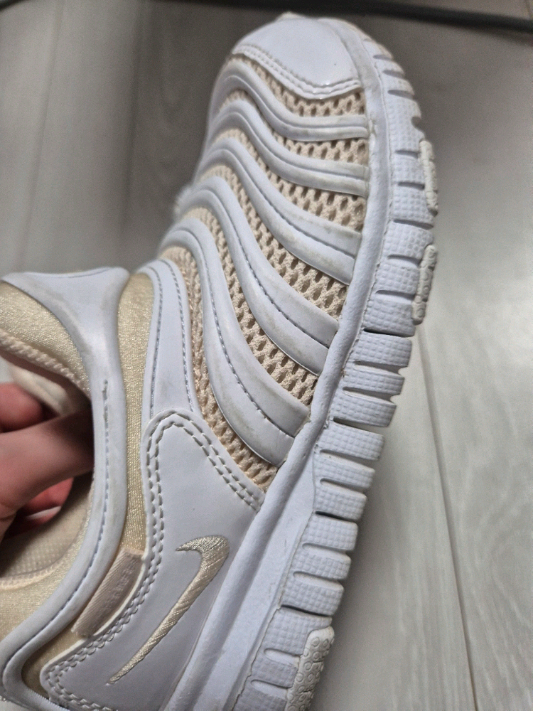 나이키 키즈 다이나모프리 200사이즈 이미지