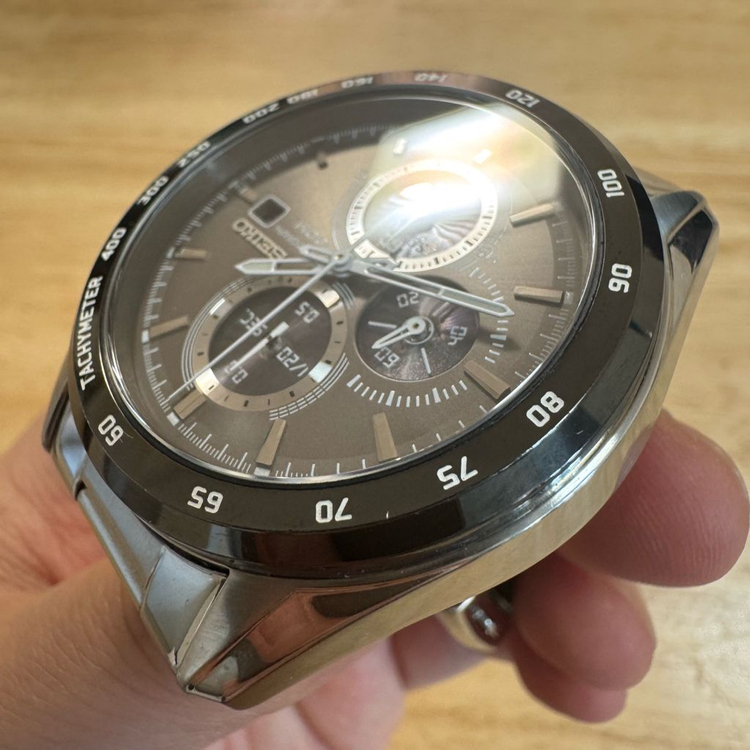 세이코 [SEIKO] 풀메탈 솔라 크로노그래프 손목시계 (S급) 이미지