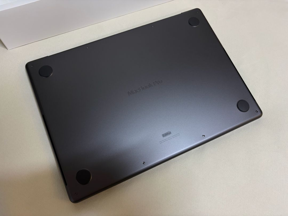 맥북프로 14인치 M5 24GB 512gb CTO 스페이스 그레이 (개봉만 한 새것) 이미지