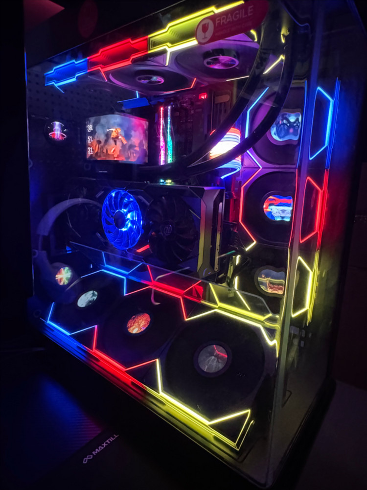 [급처]현존 최고 하이엔드 게이밍컴퓨터 pc 모니터 키보드 마우스 헤드셋 풀세트 팝니다. 이미지