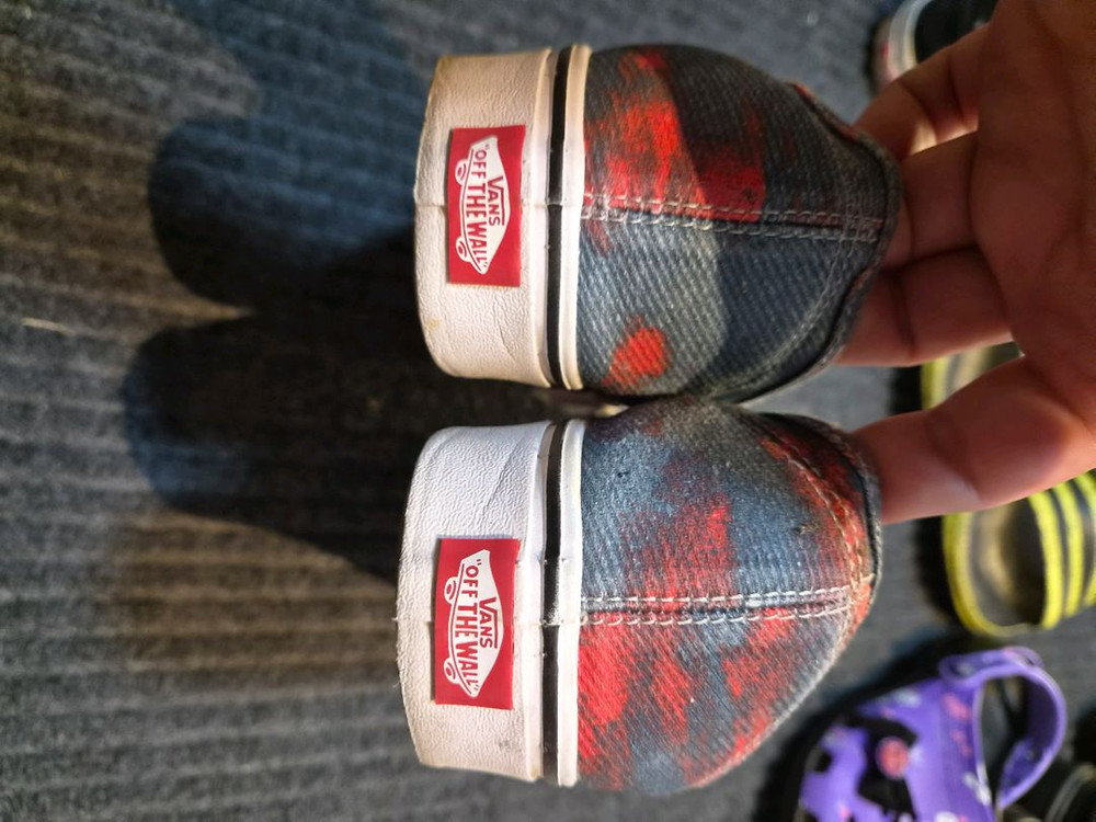 반스운동화 1+1 이미지