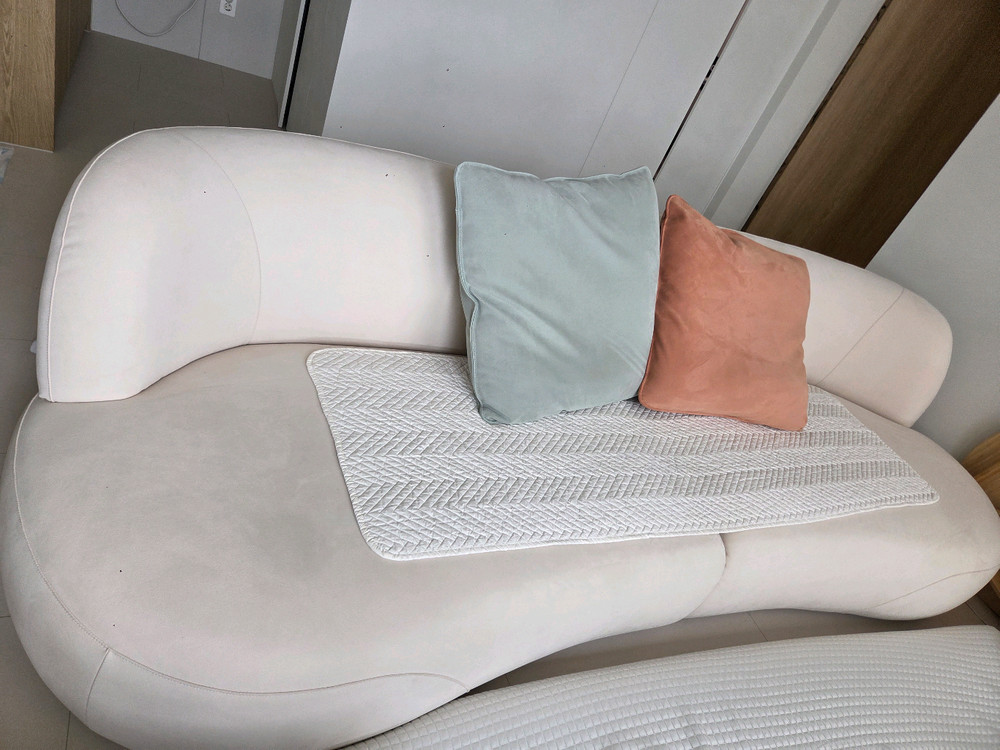 모노커스 오브 소파 이미지