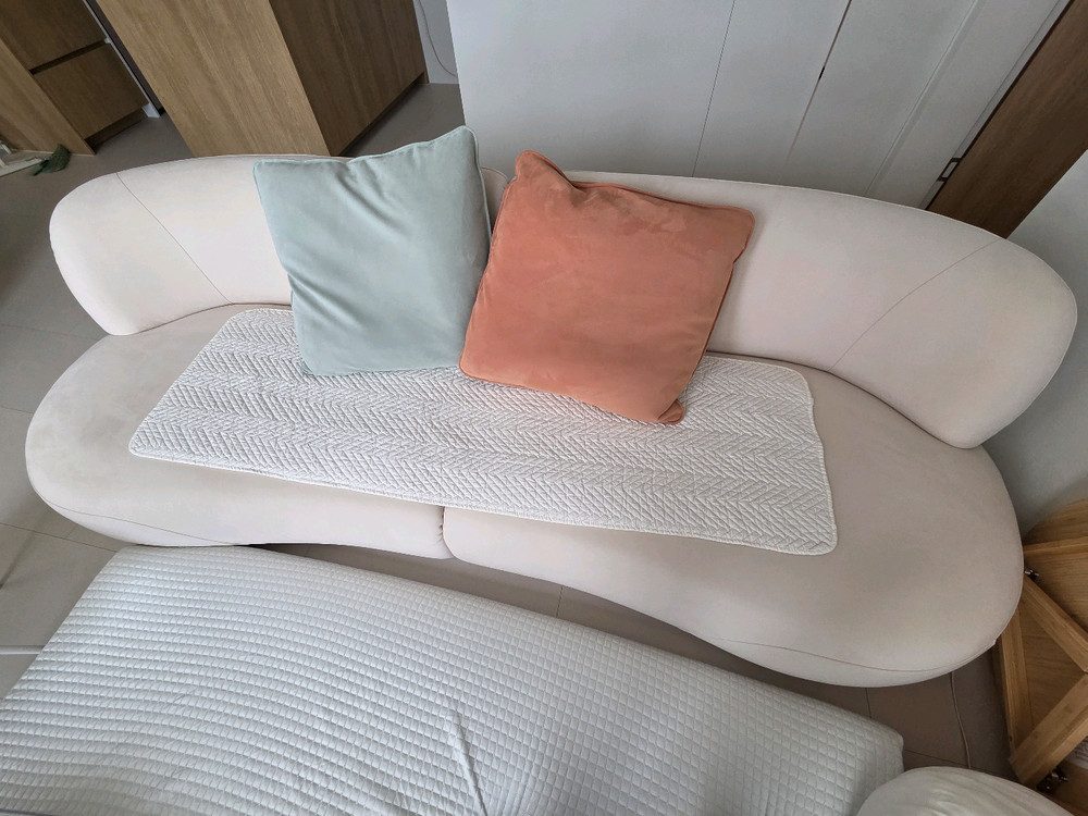 모노커스 오브 소파 이미지