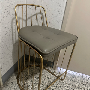 골드 프레임 가죽의자, 호텔 라운지 와인바 아일랜드 식탁 의자 이미지