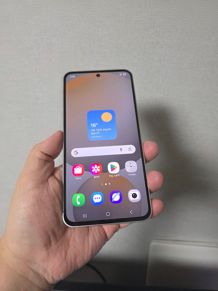갤럭시 S24FE 그레이 256기가 A급 자급제 팔아요~ 이미지