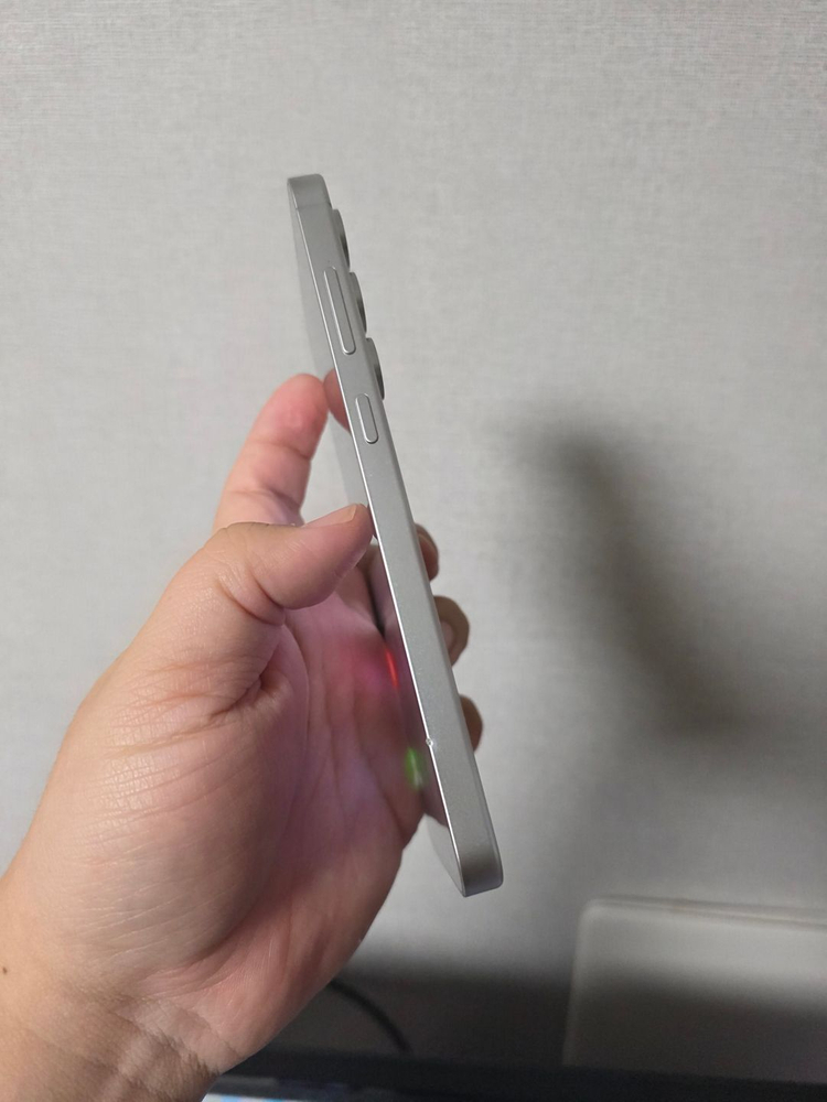 갤럭시 S24FE 그레이 256기가 A급 자급제 팔아요~ 이미지