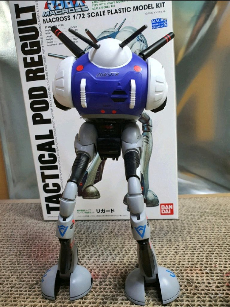 반다이 구판 1/72 초시공요새 마크로스 리가드 표준형 도색완성작(박스 있음.택포가) 이미지