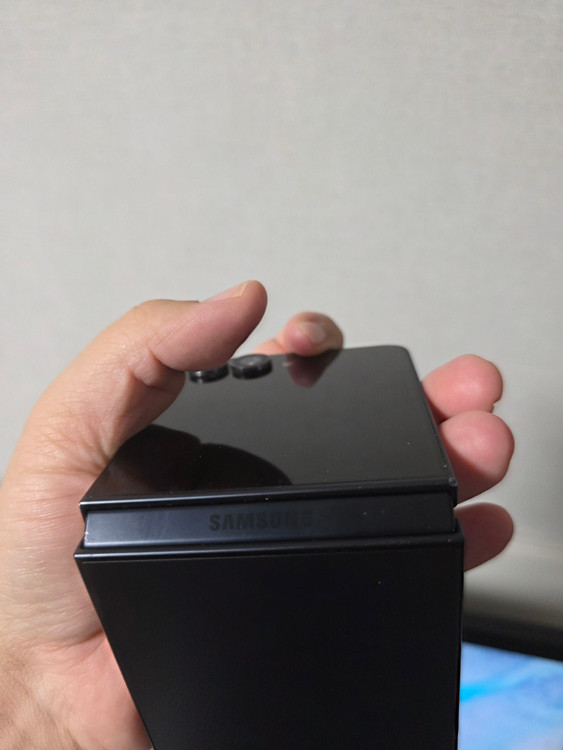 갤럭시 Z플립7 블랙 512기가 A급 팝니다. 이미지