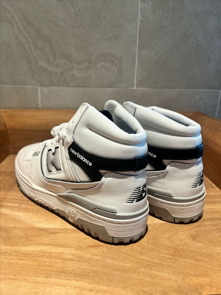 뉴발란스 bb650 흰검 270,275 이미지